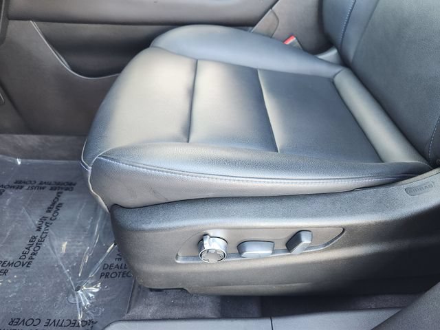 Used 2024 Cadillac XT4 Sport w/ Cold Weather Package FWD image 25