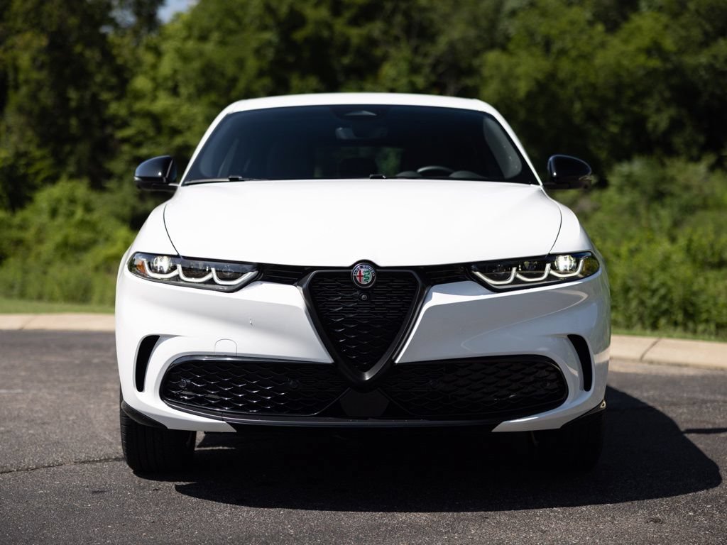 Used 2025 Alfa Romeo Tonale w/ Active Assist Package AWD/4WD image 10