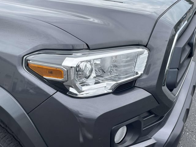 Used 2023 Toyota Tacoma SR5 w/ SR5 Appearance Package RWD image 3