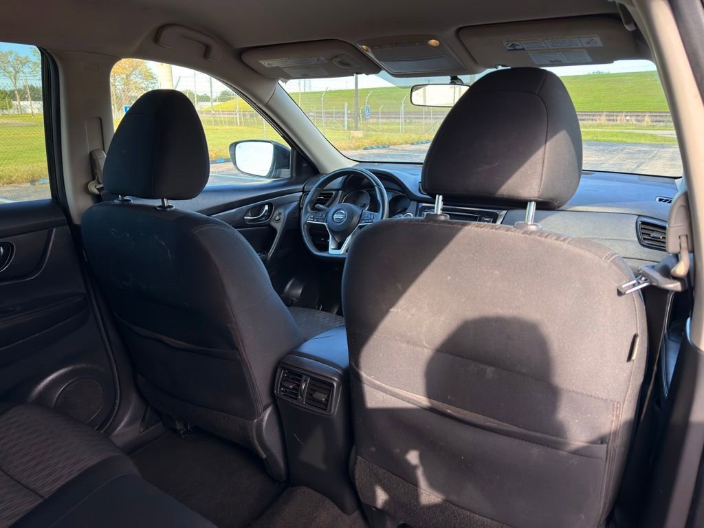Used 2018 Nissan Rogue SV w/ Premium Package AWD/4WD image 31