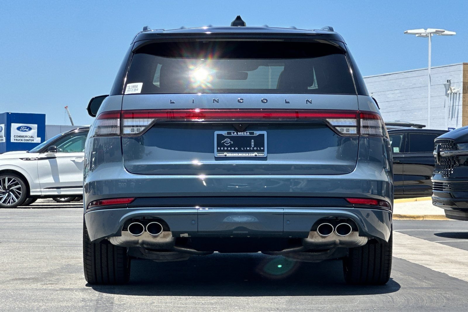 New 2026 Lincoln Aviator Black Label w/ Black Label Special Edition AWD/4WD image 4