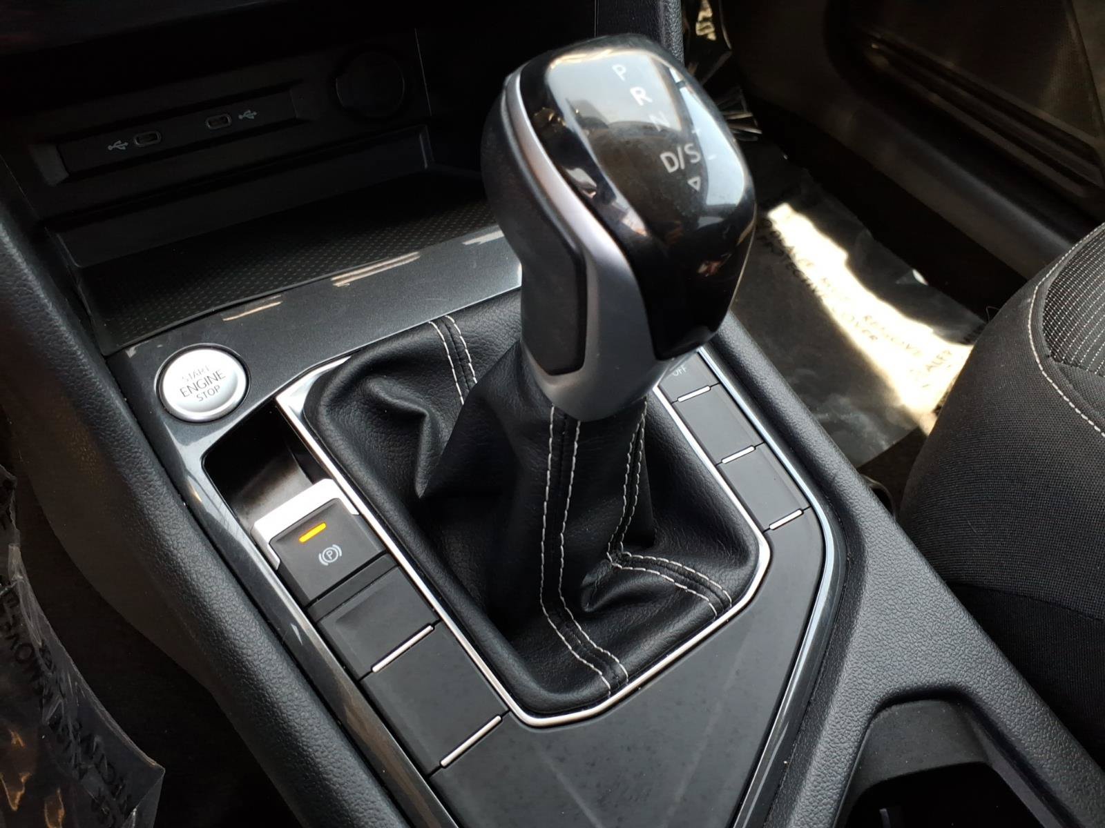 Certified 2023 Volkswagen Tiguan S FWD image 29