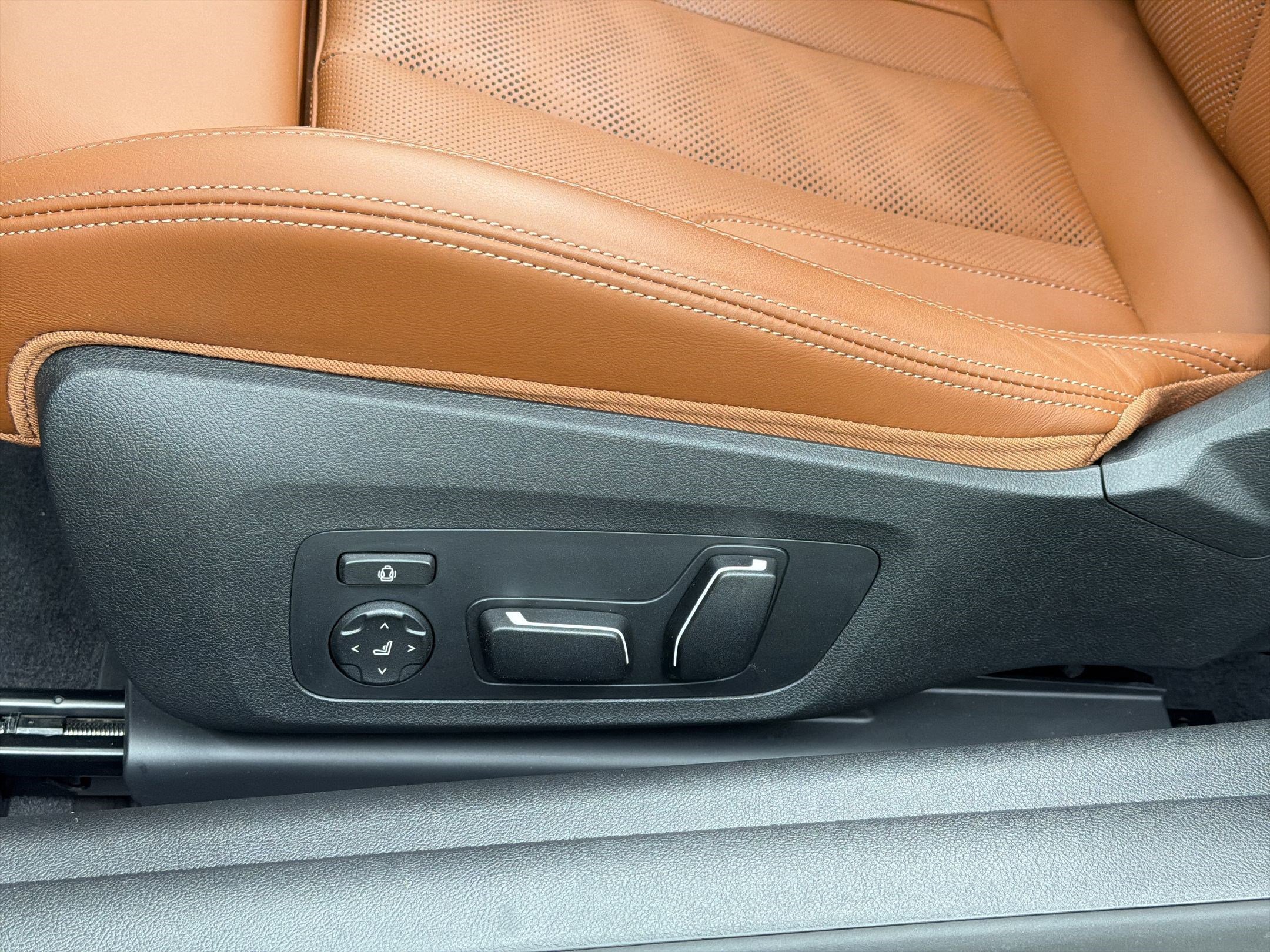 Certified 2026 BMW M4 xDrive Competition image 14