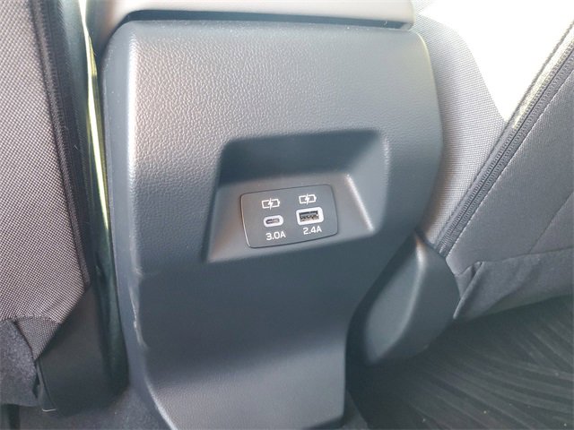 Used 2025 Subaru Crosstrek 2.0i Premium image 11