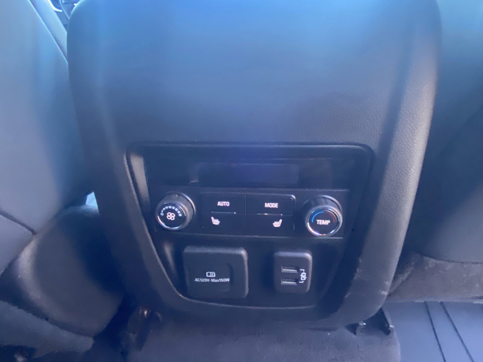 Used 2024 Buick Enclave Premium AWD/4WD image 34