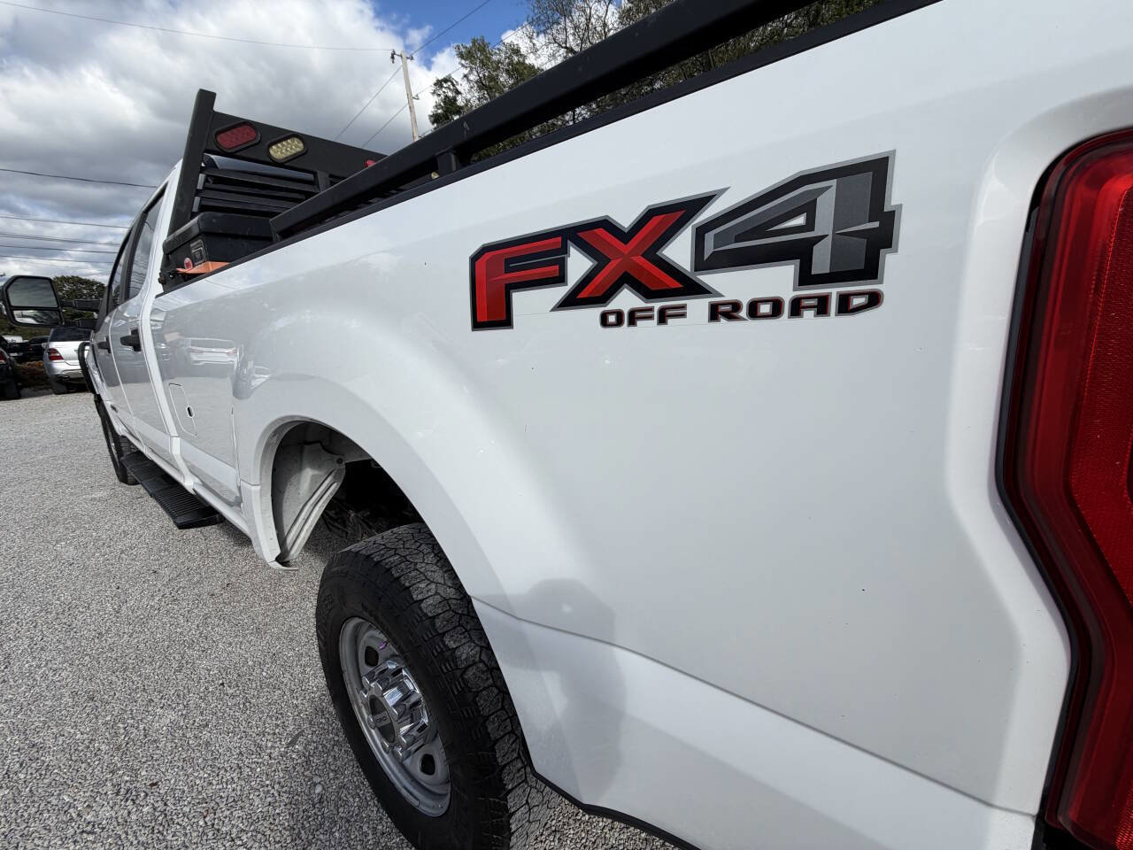 Used 2018 Ford F250 XL w/ Power Equipment Group image 6