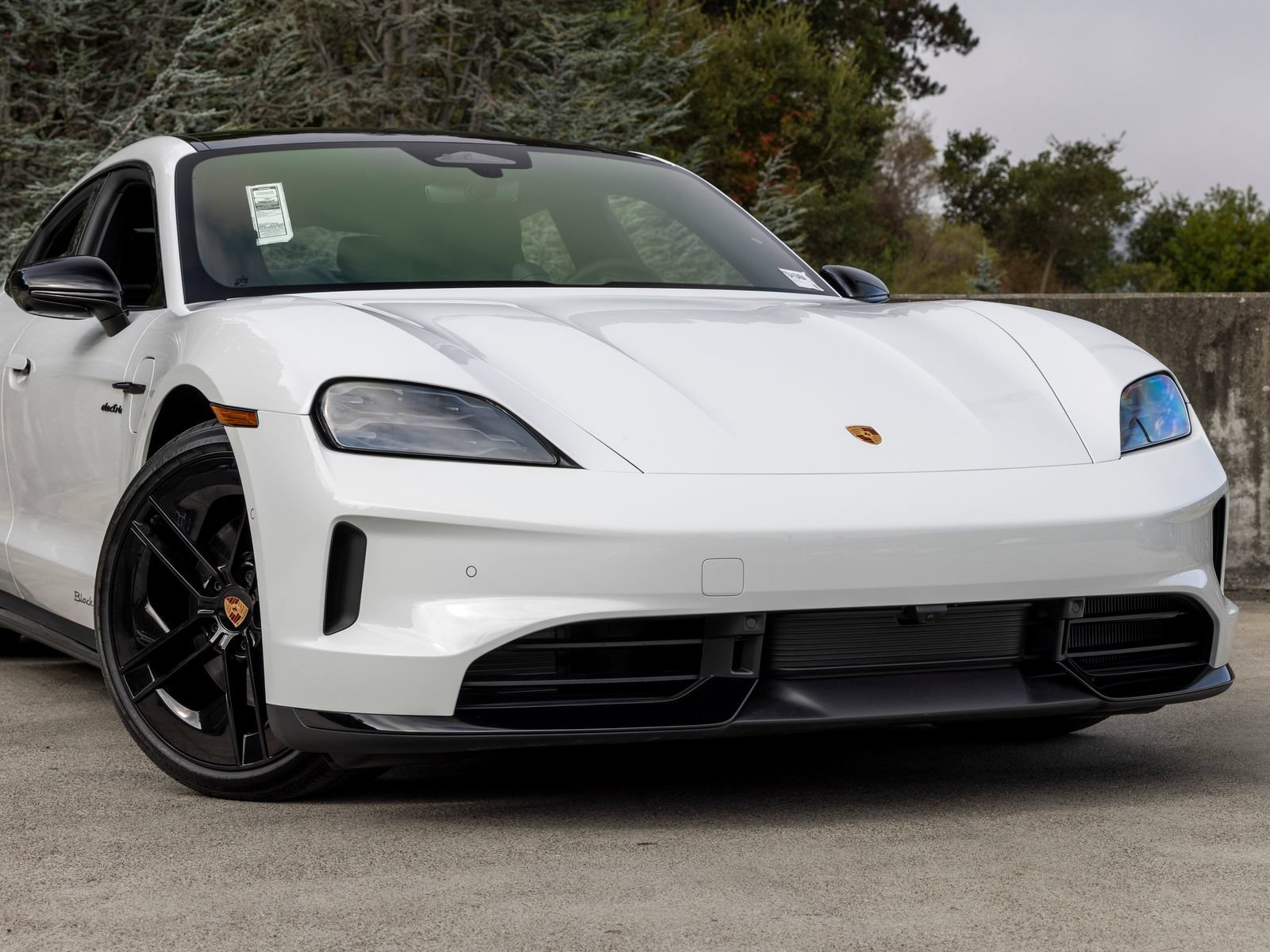 New 2026 Porsche Taycan AWD/4WD image 9