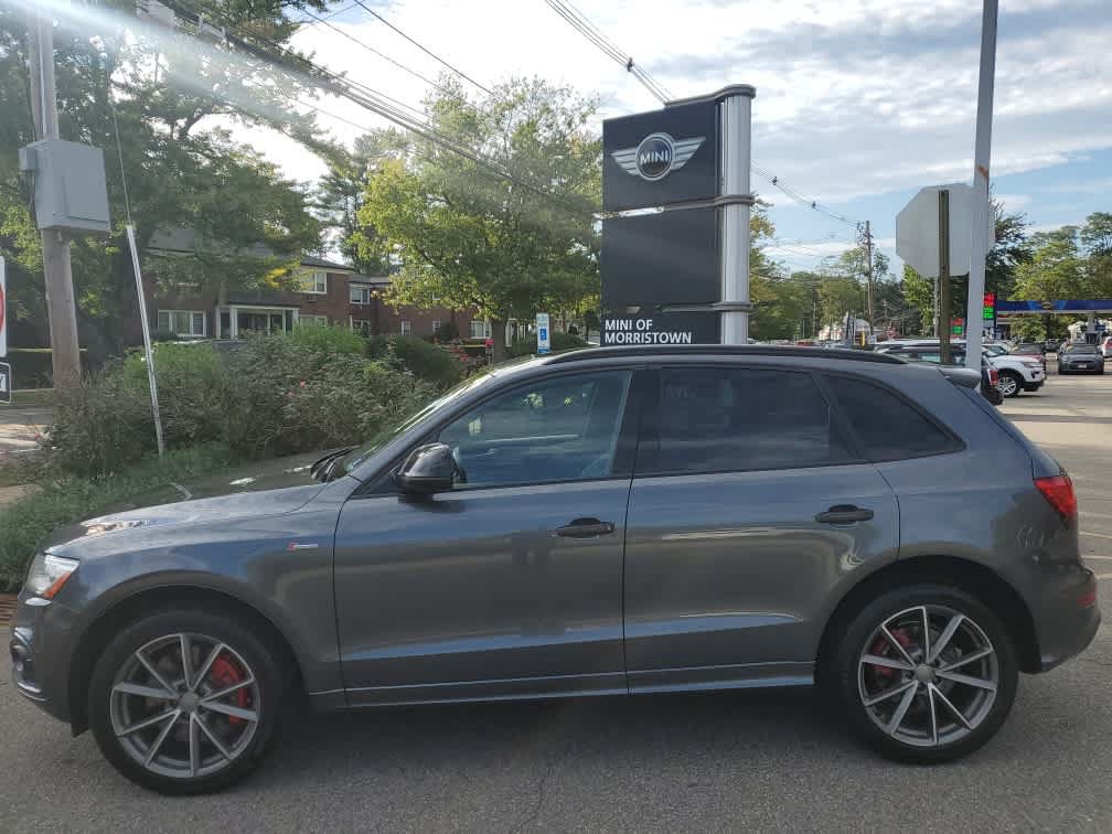 Used 2017 Audi SQ5 Premium Plus AWD/4WD image 2