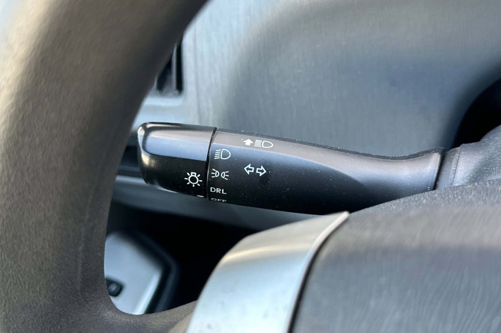 Used 2014 Toyota Prius V Three FWD image 41