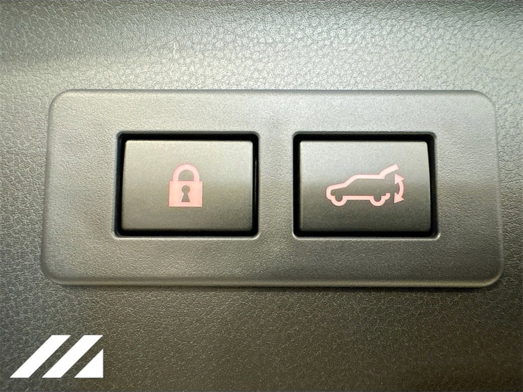 New 2025 Subaru Forester Touring image 30