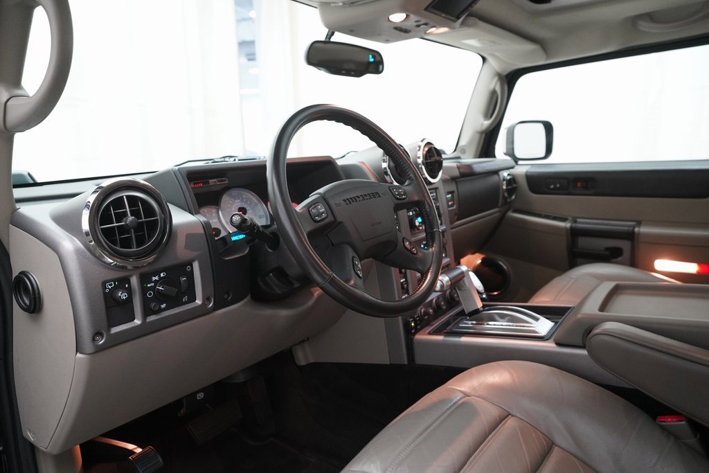 Used 2003 HUMMER H2 w/ Preferred Equipment Group image 20