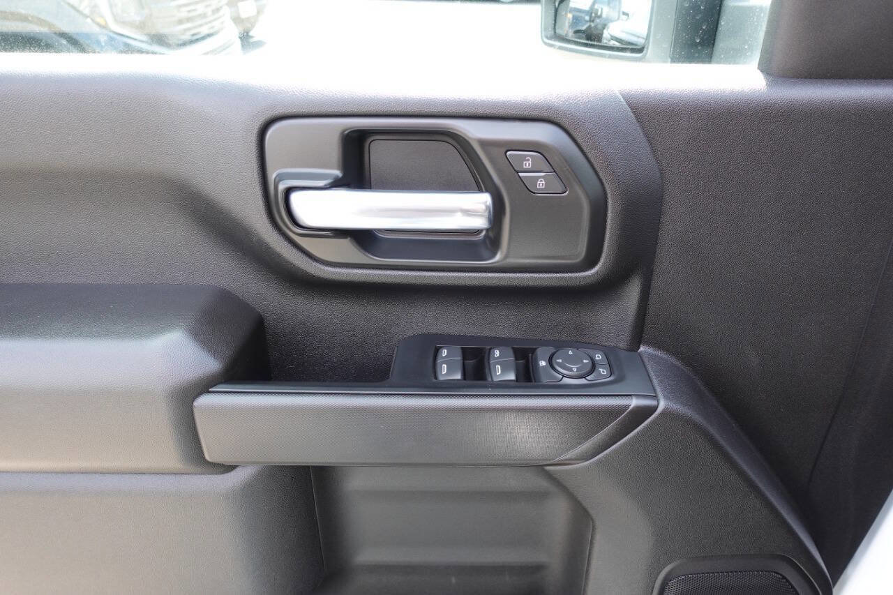 Used 2024 GMC Sierra 2500 Pro AWD/4WD image 13
