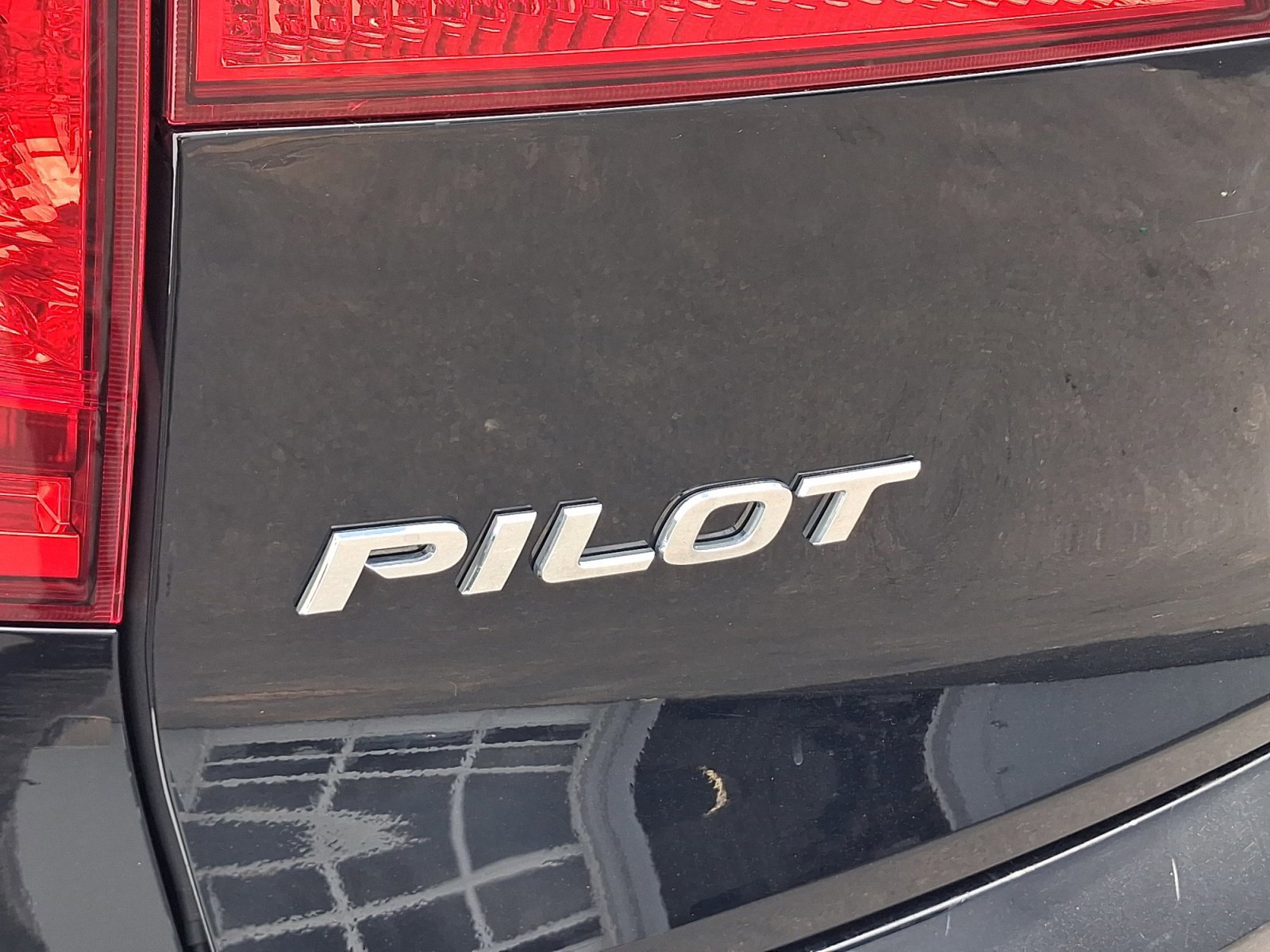 Used 2018 Honda Pilot EX-L image 24