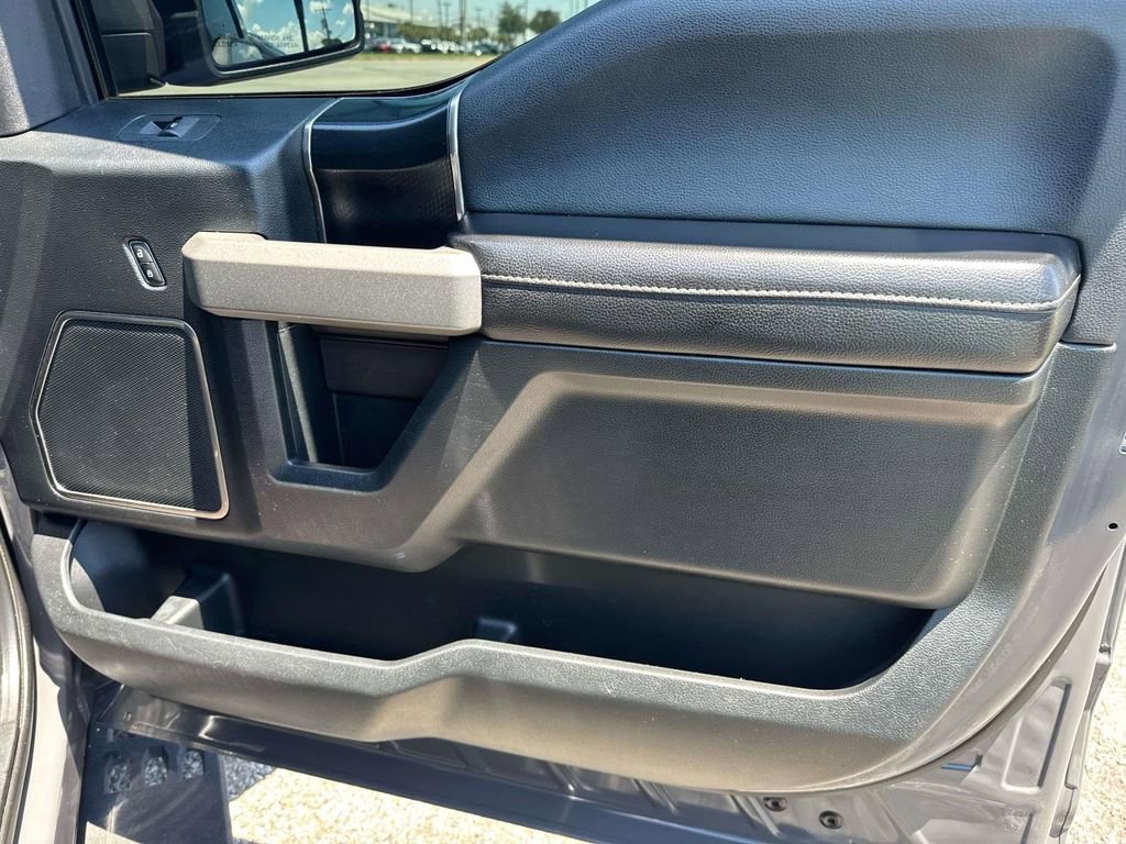 Used 2018 Ford F150 Raptor w/ Equipment Group 802A Luxury AWD/4WD image 16
