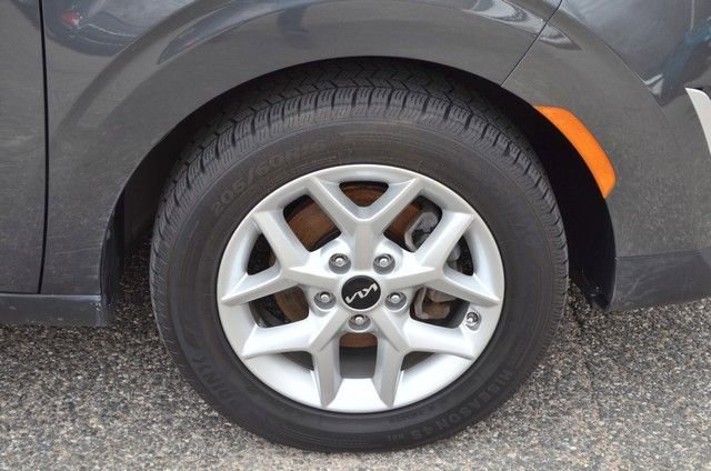 Used 2023 Kia Soul LX w/ LX Technology Package image 10