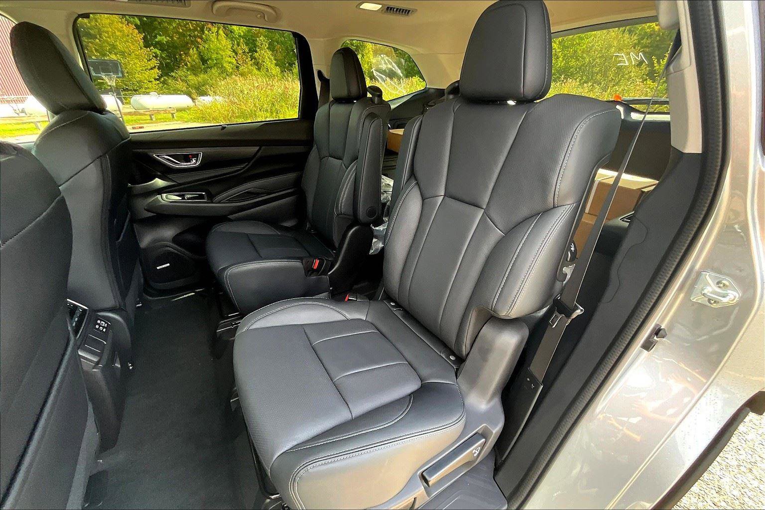 New 2025 Subaru Ascent Limited image 10