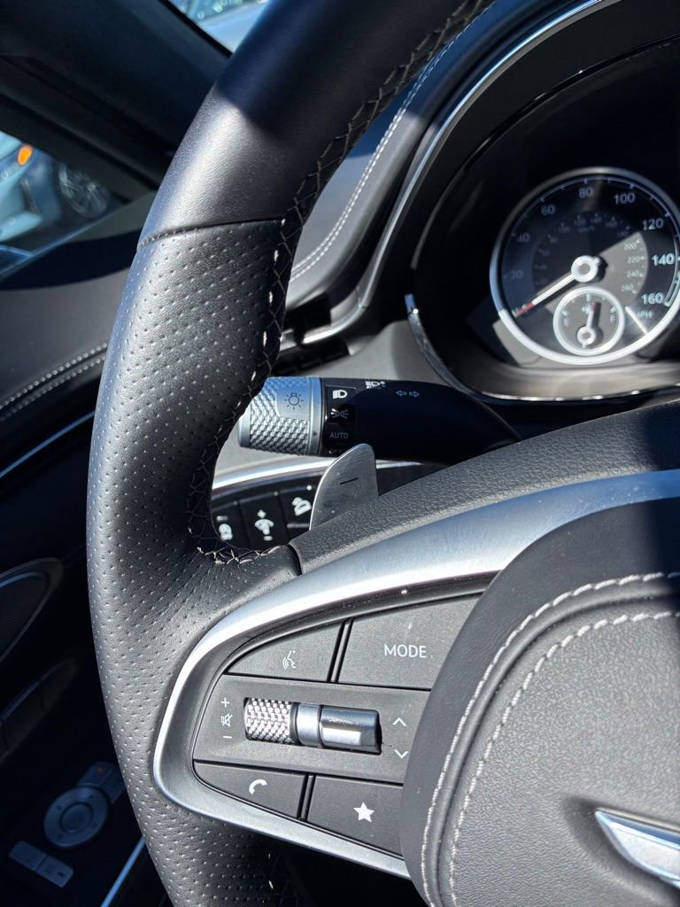 Used 2025 Genesis GV70 3.5T Sport w/ Sport Advanced Package image 30