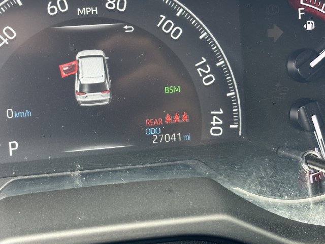 Used 2023 Toyota RAV4 XLE Premium FWD image 15