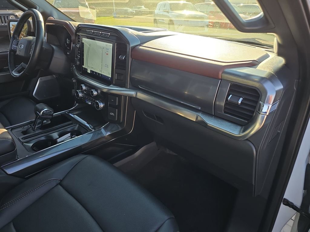 Used 2022 Ford F150 Lariat w/ Equipment Group 502A High image 41