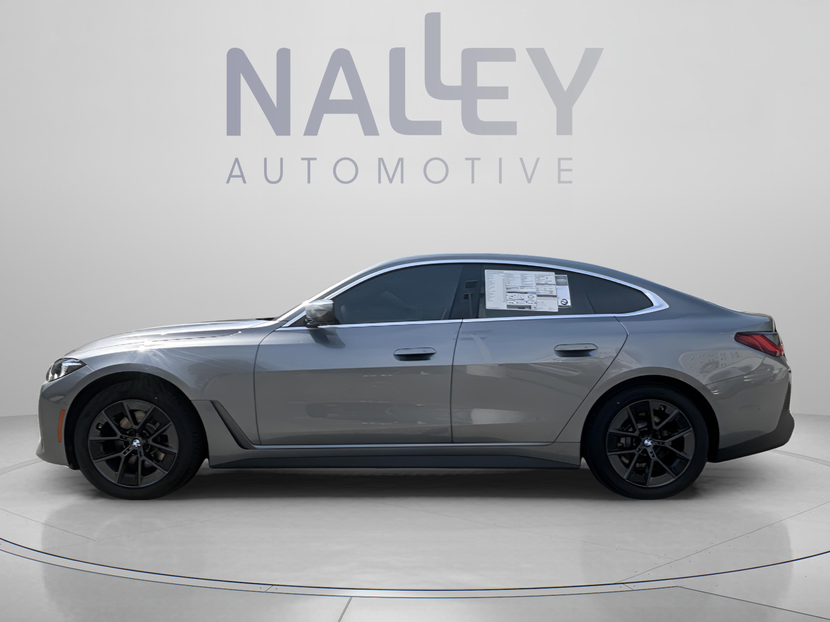 New 2026 BMW i4 eDrive40 w/ Parking Assistance Package RWD image 2