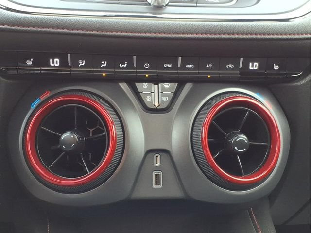 Used 2022 Chevrolet Blazer RS FWD image 21