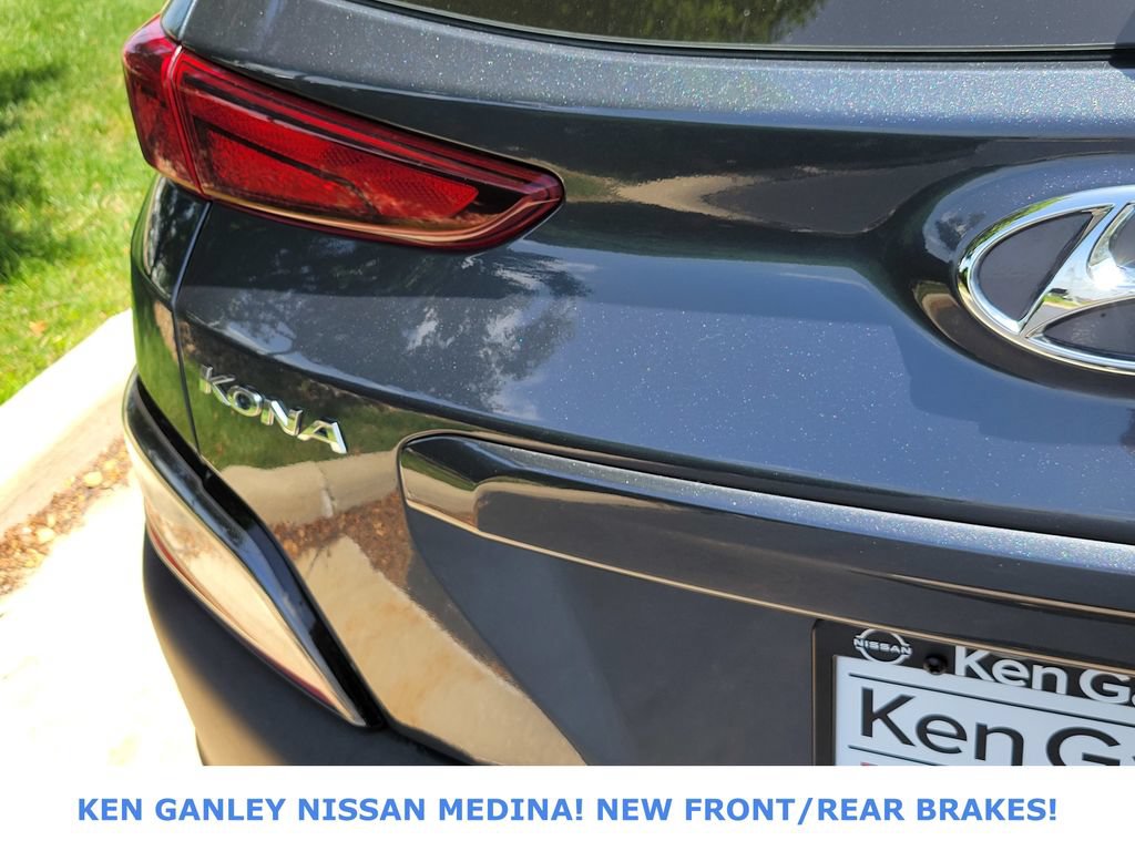 Used 2022 Hyundai Kona SE AWD/4WD image 16