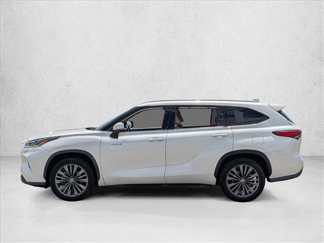 Used 2020 Toyota Highlander Platinum FWD image 8