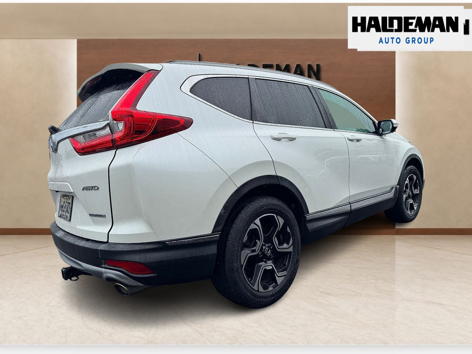 Used 2017 Honda CR-V Touring image 4