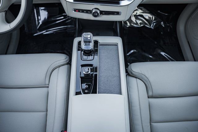 New 2026 Volvo XC90 B6 Ultra w/ Protection Package Premier image 25
