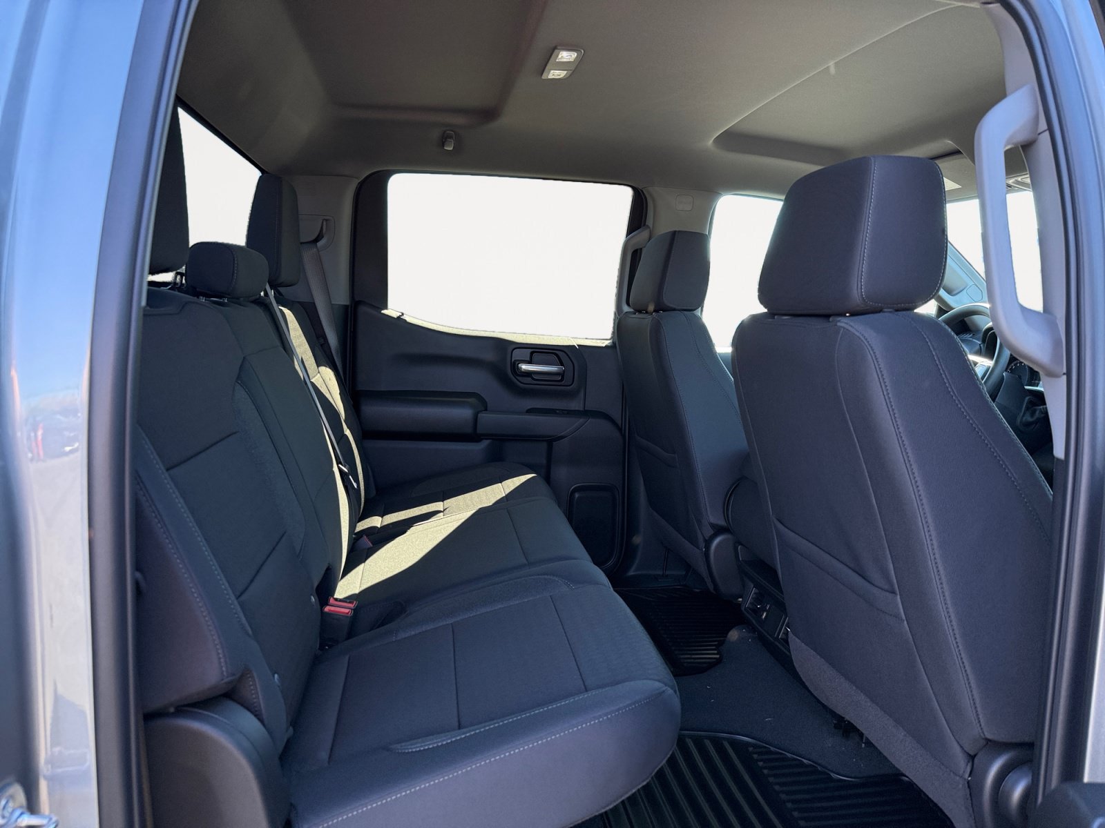 New 2026 Chevrolet Silverado 1500 Custom Trail Boss w/ Dark Appearance Package AWD/4WD image 18