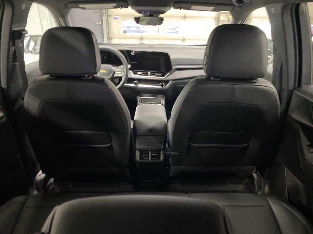 New 2026 Chevrolet Equinox LT w/ Convenience Package II AWD/4WD image 20