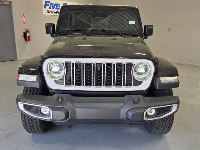New 2026 Jeep Wrangler Sahara w/ Whitecap Package image 2