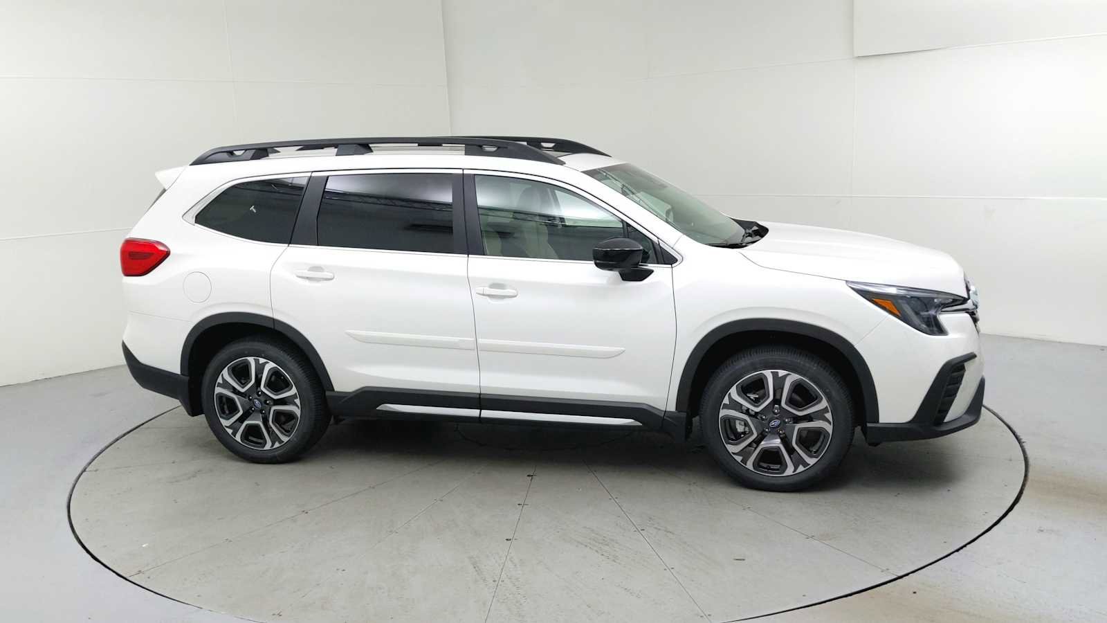 New 2025 Subaru Ascent Limited image 12