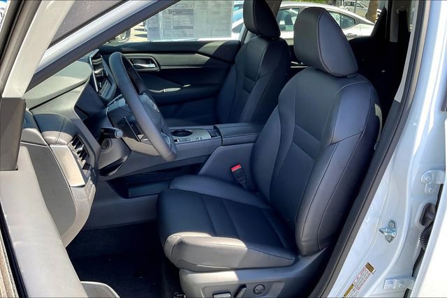 New 2026 Nissan Rogue SV w/ SV Premium Package image 7