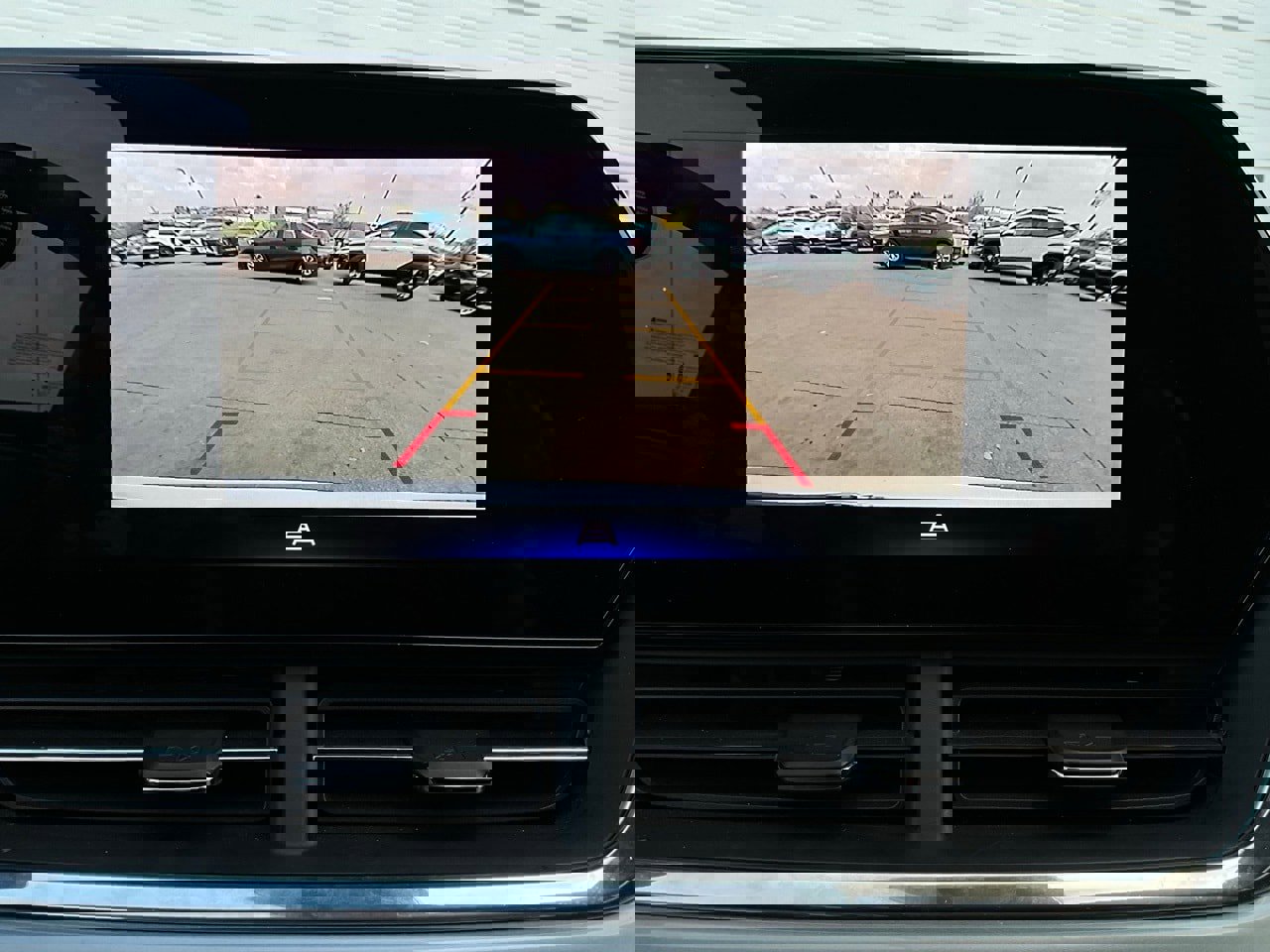 Used 2025 Chevrolet Trax LT image 30