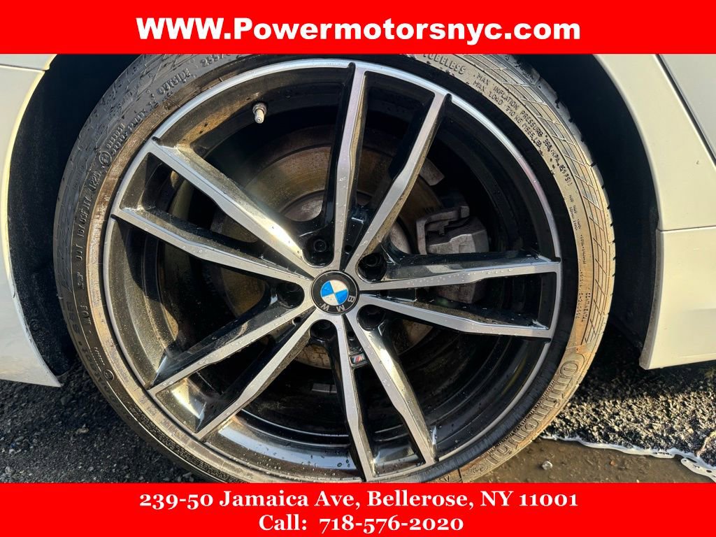 Used 2023 BMW 330i Sedan w/ M Sport Package RWD image 15