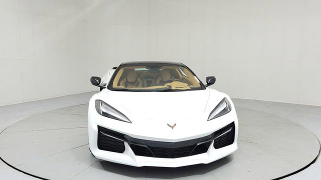 Certified 2023 Chevrolet Corvette Z06 w/ Stealth Interior Trim Package image 8