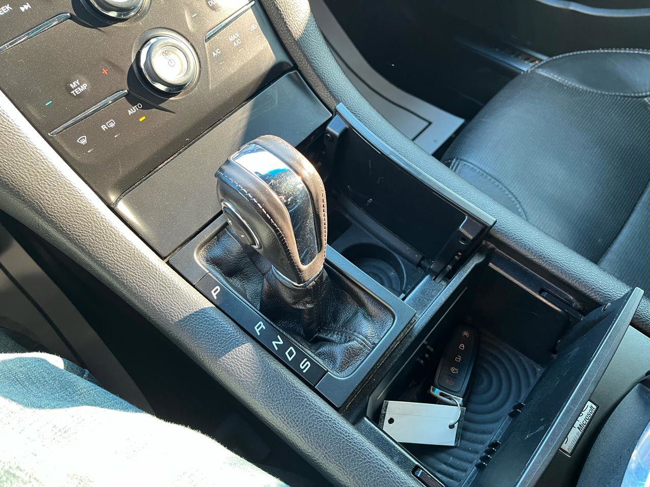 Used 2014 Ford Taurus Limited image 20