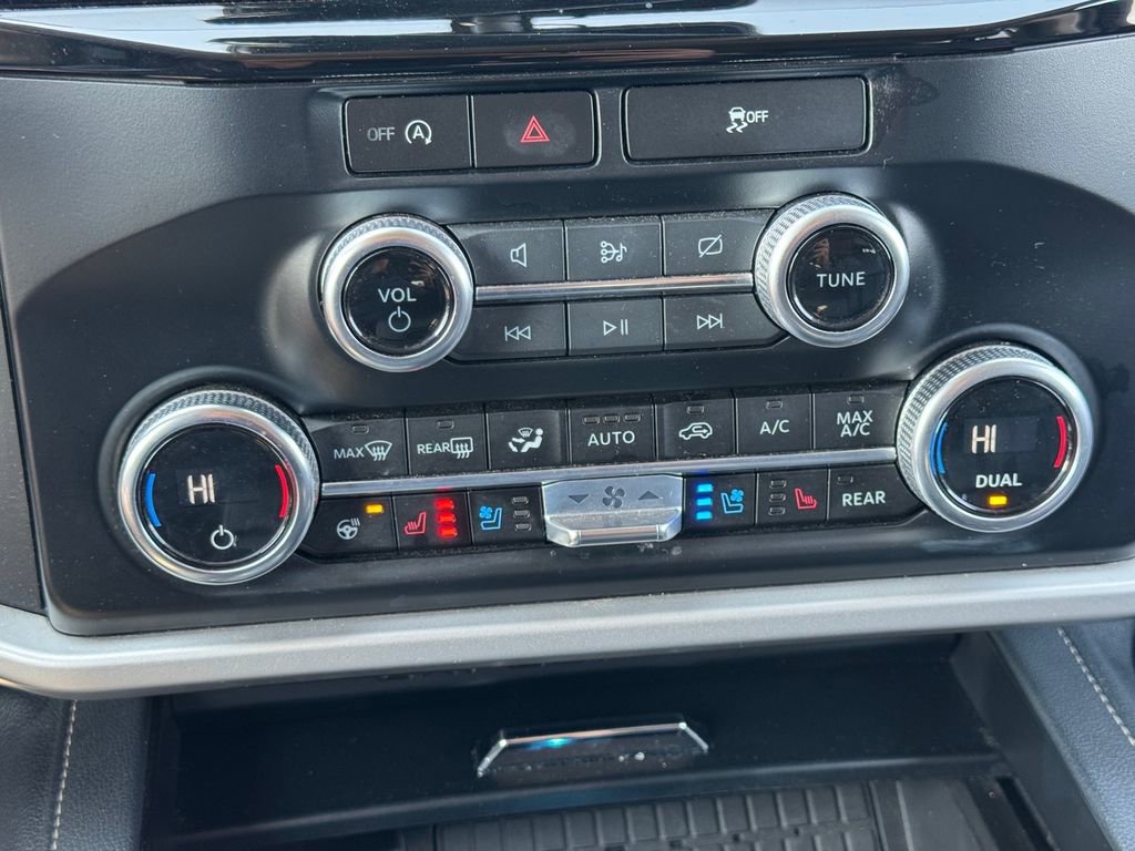 Used 2024 Ford Expedition XLT image 20