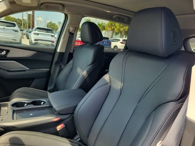Used 2025 Acura MDX SH-AWD image 18
