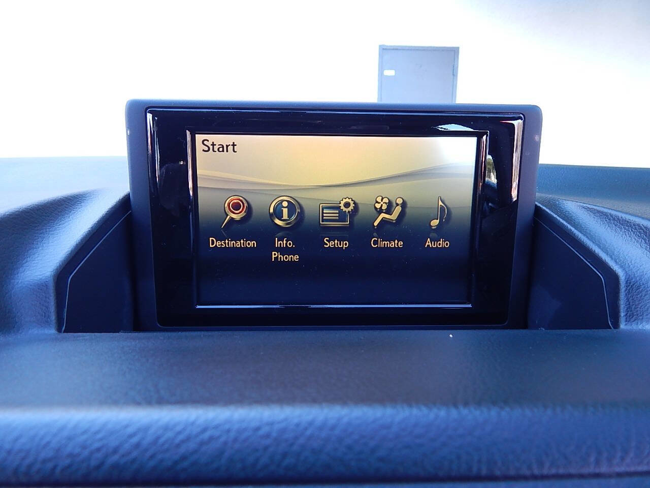 Used 2012 Lexus CT 200h Premium w/ Leather Pkg image 15