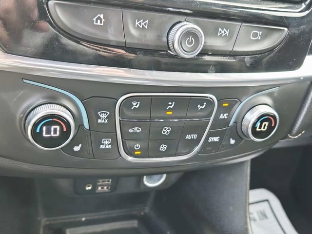Certified 2023 Chevrolet Traverse LT w/ LT Premium Package image 26