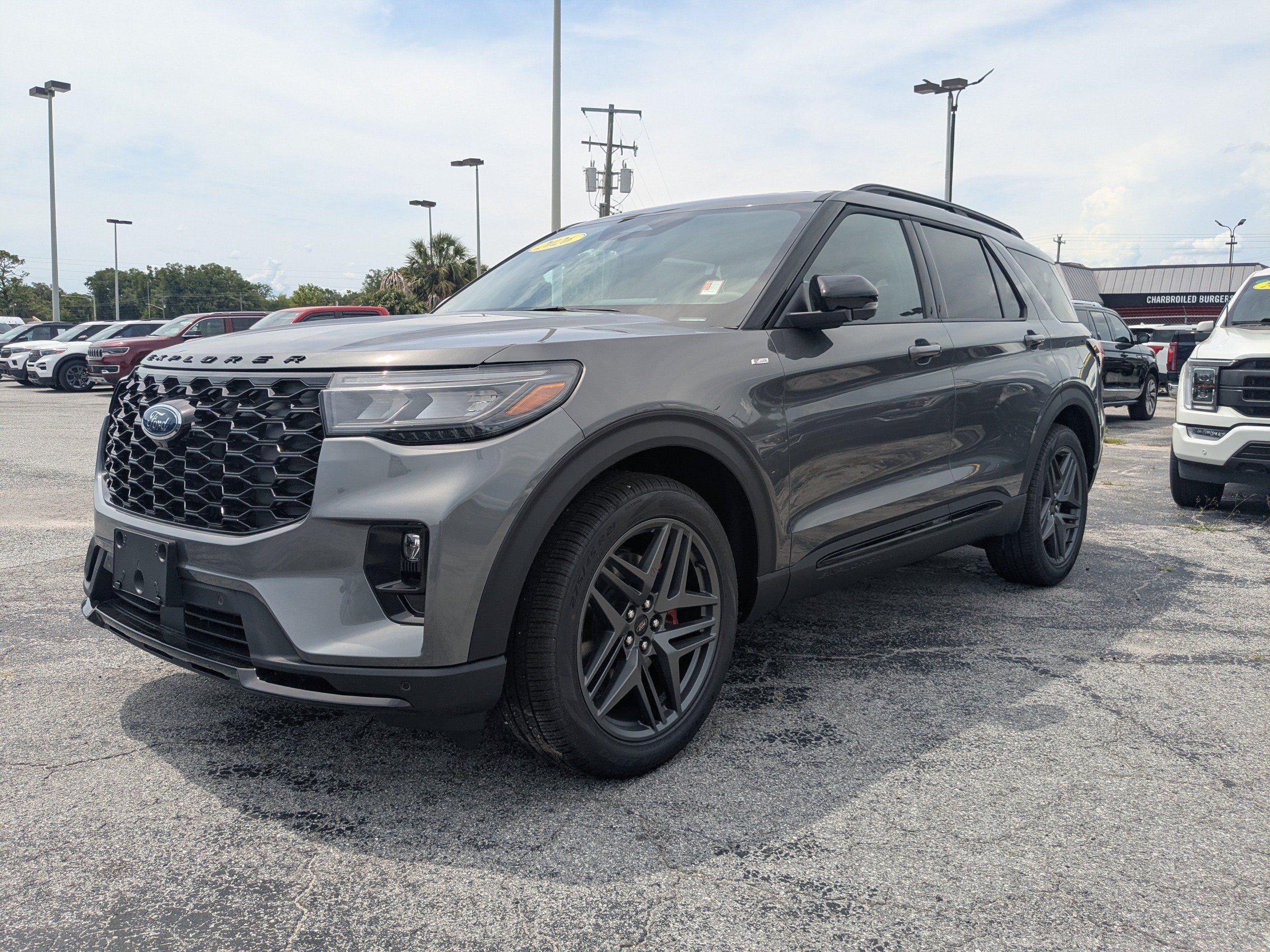 New 2026 Ford Explorer ST-Line w/ ST-Line Street Pack RWD image 8