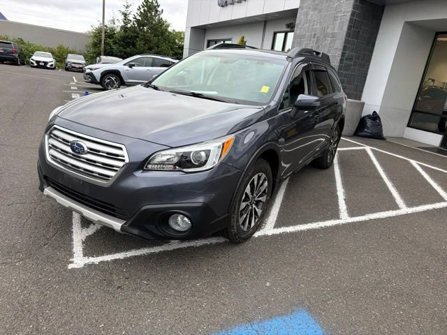 Used 2016 Subaru Outback 3.6R Limited AWD/4WD image 3