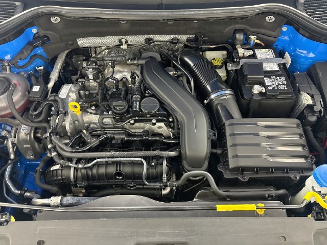 Used 2024 Volkswagen Taos SE FWD image 32