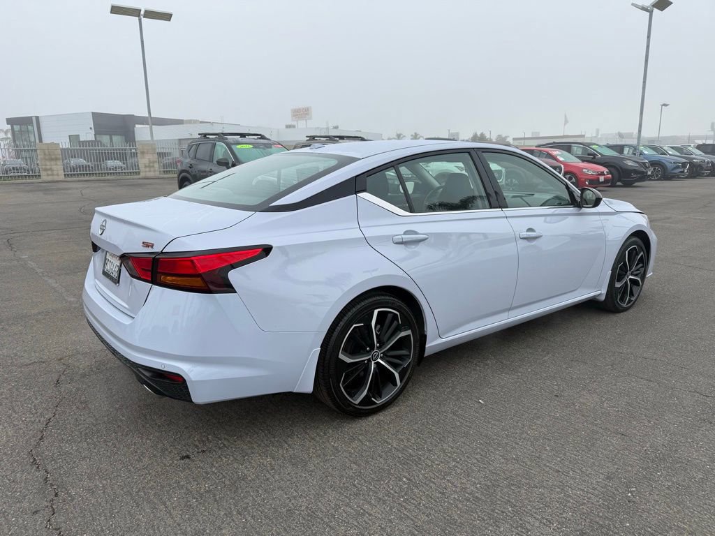 Certified 2025 Nissan Altima 2.5 SR w/ SR Premium Package image 6