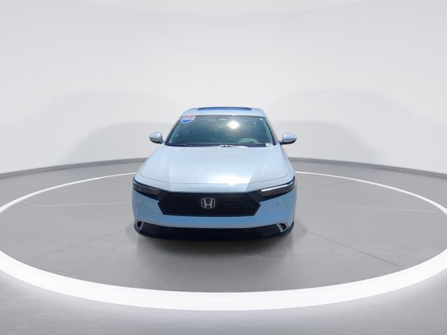 Used 2024 Honda Accord Touring image 3