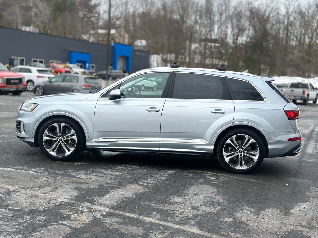 Used 2023 Audi Q7 3.0T Prestige w/ Prestige Package image 3