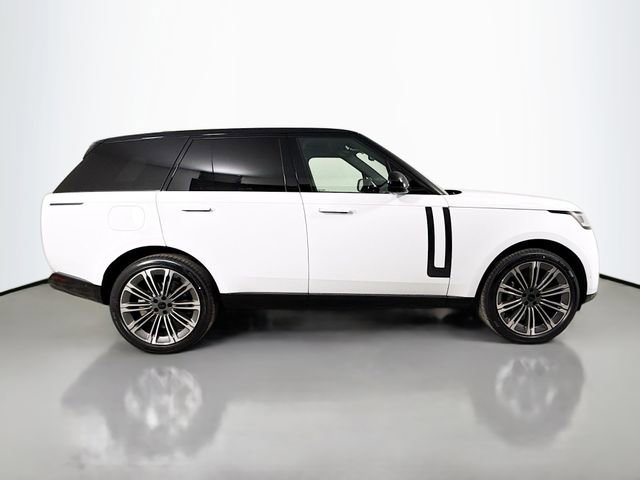 New 2026 Land Rover Range Rover SE image 4
