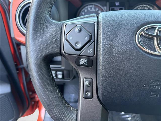 Used 2017 Toyota Tacoma TRD Sport w/ Tow Package (A/T) image 15